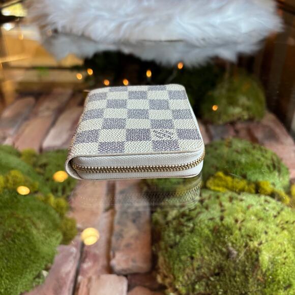 LOUIS VUITTON Damier Azur Zippy Coin Wallet - Picture 4 of 10